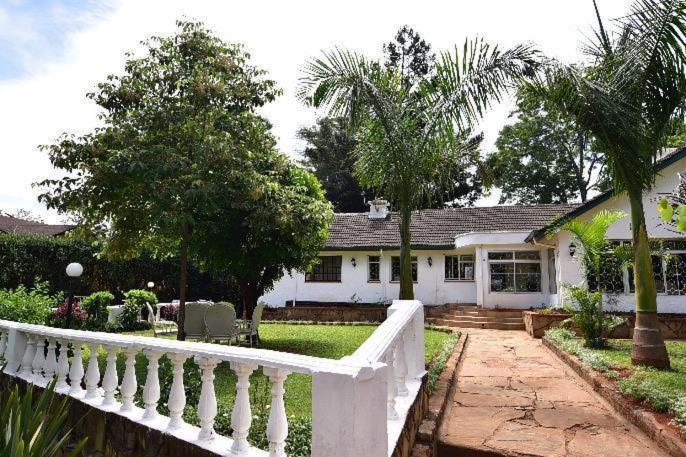 Palm Valley Nairobi Bagian luar foto